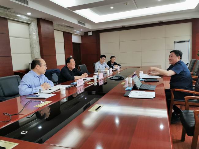 1-集团党委书记、董事长许刚与金川集团辅导亲切座谈.jpg